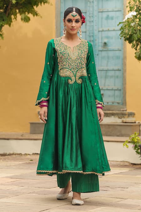 Buy_Label Niti Bothra_Green Brocade, Cotton Embroidery, Zari Split Floral Yoke Anarkali With Palazzo _Online_at_Aza_Fashions