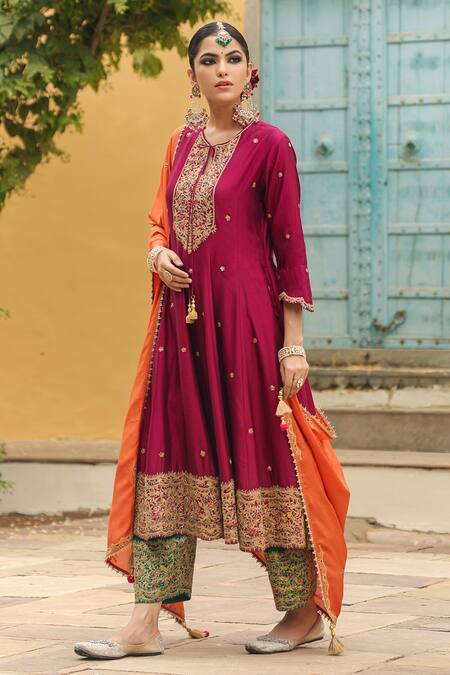 Buy_Label Niti Bothra_Wine Silk, Chanderi Zari, Embroidery Round Banarasi Spun Anarkali Salwar Set _Online_at_Aza_Fashions