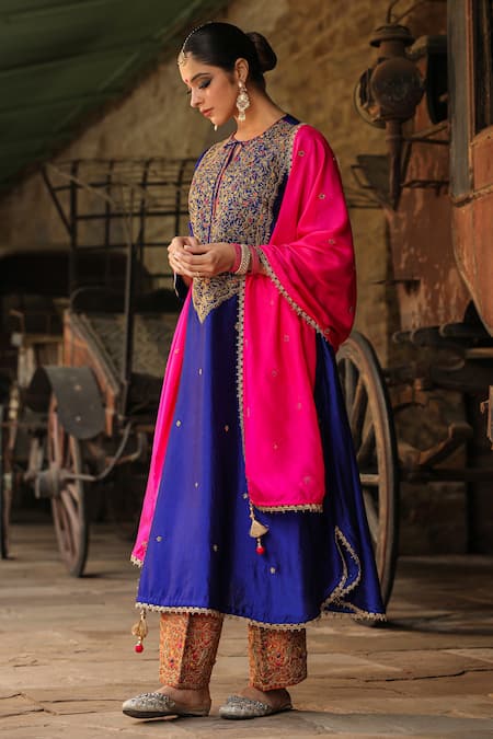Label Niti Bothra_Blue Silk, Chanderi Embroidery Round Neck Flower Resham Kurta With Salwar _Online_at_Aza_Fashions