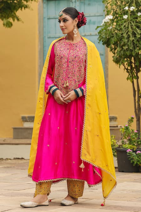 Label Niti Bothra Resham & Dori Embroidered Kurta With Salwar 