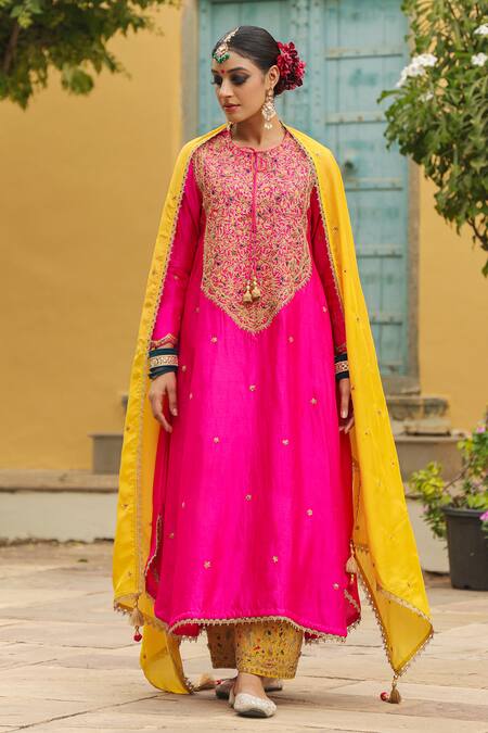 Label Niti Bothra_Pink Silk, Chanderi Zari, Embroidery Round Neck Resham And Dori Kurta With Salwar _Online_at_Aza_Fashions