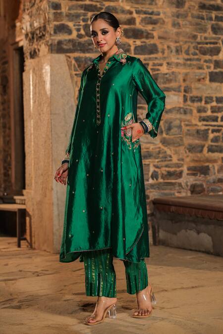 Label Niti Bothra_Green Silk Pearls, Sequins, Embroidery Resham Banarasi Kurta And Palazzo Set_Online_at_Aza_Fashions