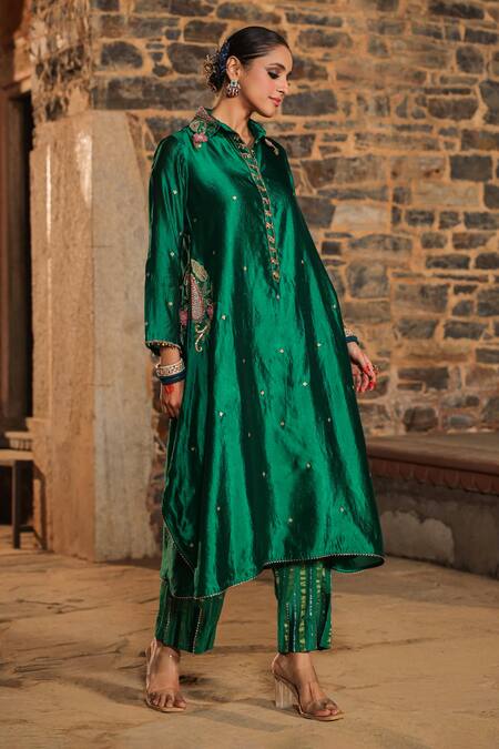 Buy_Label Niti Bothra_Green Silk Pearls, Sequins, Embroidery Resham Banarasi Kurta And Palazzo Set_Online_at_Aza_Fashions