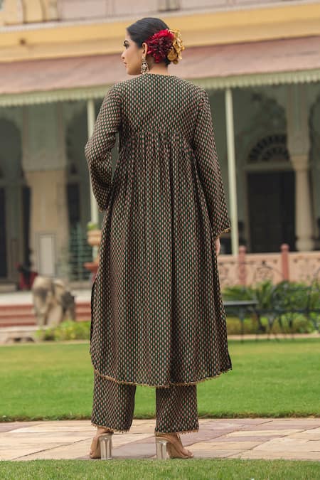 Label Niti Bothra Silk Gathered Printed Kurta & Palazzo Set 