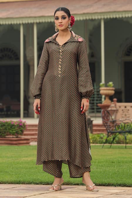 Label Niti Bothra Green Silk Printed And Embroidered Cheent Asymmetric Kurta & Palazzo Set 