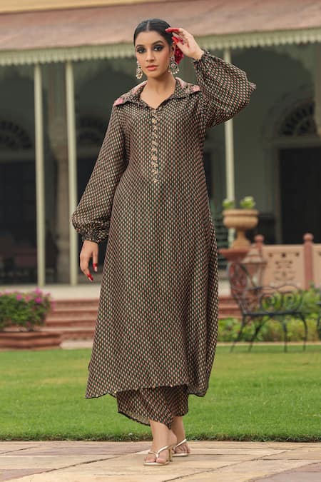 Buy_Label Niti Bothra_Green Silk Pearls, Applique Collared Printed Asymmetric Kurta And Palazzo Set _Online_at_Aza_Fashions