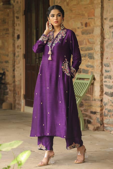 Shop_Label Niti Bothra_Purple Silk Zari, Sequins V-neck Paisley Zardozi Embroidered Kurta With Palazzo _at_Aza_Fashions