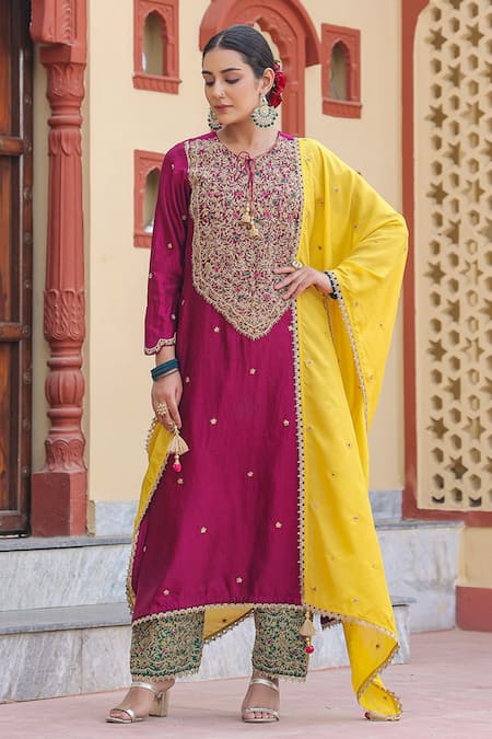 Buy_Label Niti Bothra_Wine Silk, Chanderi Embroidery, Zari Round Neck Floral Dori Kurta With Salwar 