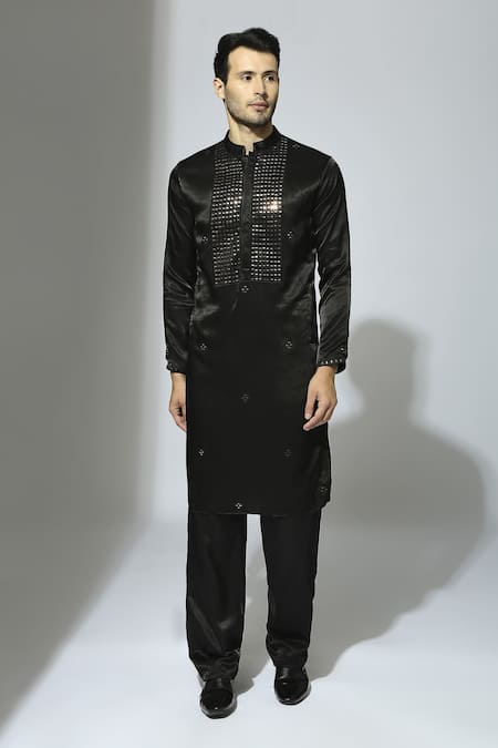 Masumi Mewawalla Geometric Embroidered Kurta Set 