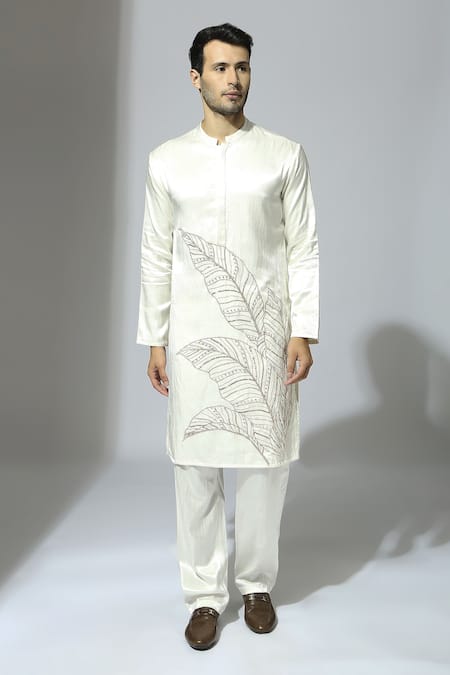 Buy_Masumi Mewawalla_White Silk Embroidery Leaf Kurta Set With Stole _Online_at_Aza_Fashions