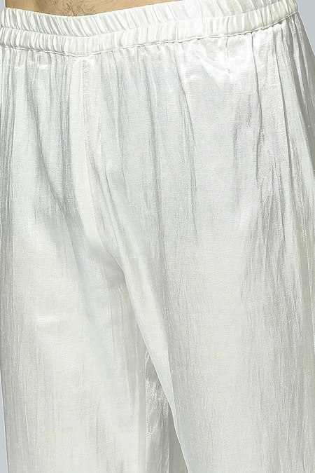 Buy_Masumi Mewawalla_White Silk Embroidery Leaf Kurta Set With Stole 