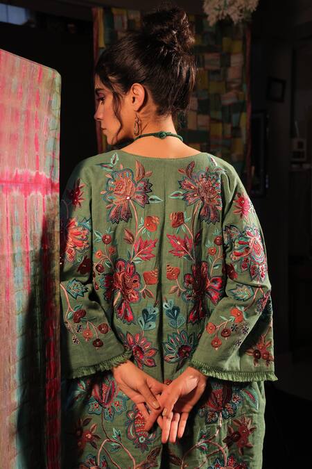 Capisvirleo_Green Linen Embroidery Open Neck Ramola Thread Floral Jacket _at_Aza_Fashions