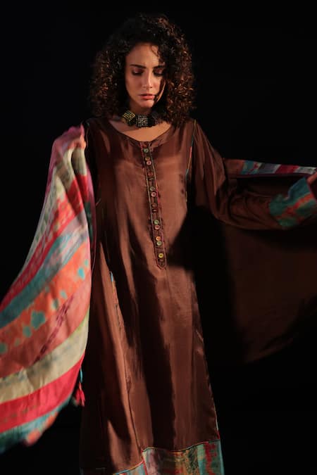 Shop_Capisvirleo_Brown Silk Round Neck Rubab Tunic Set With Tie-dye Dupatta _at_Aza_Fashions
