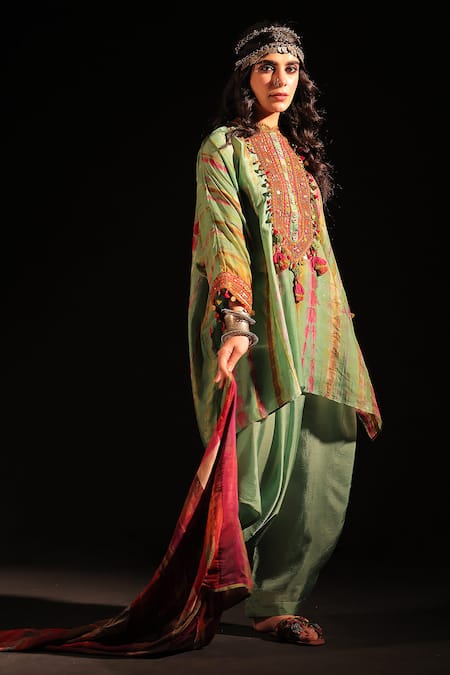 Shop Capisvirleo Green Silk Tassels, Embroidery Round Neck Shabnam Tie-dye Kaftan With Dhoti Pant at Aza Fashions Shop_Capisvirleo_Green Silk Tassels, Embroidery Round Neck Shabnam Tie-dye Kaftan With Dhoti Pant _at_Aza_Fashions
