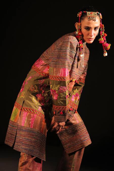 Buy Capisvirleo Multi Color Silk Embroidery Ashraf Panel Coat Buy_Capisvirleo_Multi Color Silk Embroidery Ashraf Panel Coat