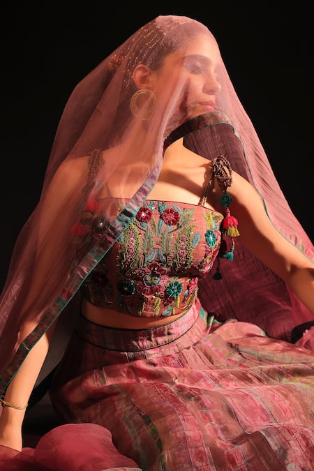 Shop Capisvirleo Purple Organza, Silk Embroidery Square Neck Avantika Tie-dye Pattern Lehenga Set Online at Aza Fashions Shop_Capisvirleo_Purple Organza, Silk Embroidery Square Neck Avantika Tie-dye Pattern Lehenga Set _Online_at_Aza_Fashions