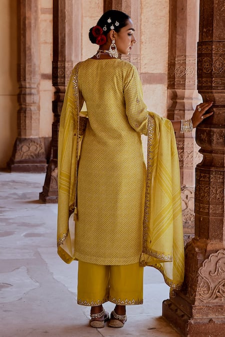 Karaj Jaipur Yellow Muslin Embroidery Round Neck Kurta Pant Set Online at Aza Fashions Karaj Jaipur_Yellow Muslin Embroidery Round Neck Kurta Pant Set _Online_at_Aza_Fashions