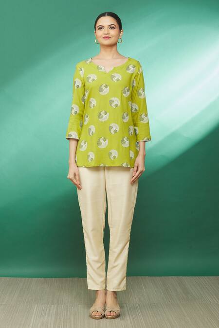 Samyukta Singhania_Green Peacock Print Short Tunic _Online_at_Aza_Fashions