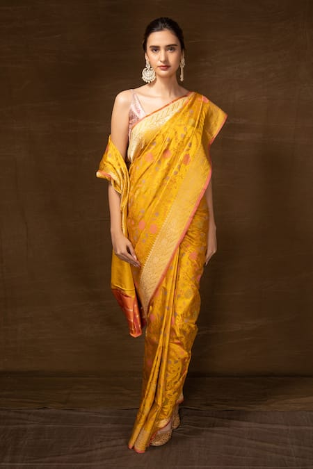 Pinki Sinha Yellow Pure Silk Padma Handwoven Banarasi Saree With Running Blouse