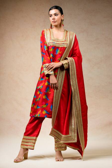 Buy_Thetaa_Multi Color Cotton, Silk, Satin Sequins, Zari Abstract Bird Print Kurta Pant Set_Online_at_Aza_Fashions