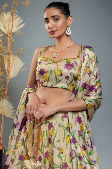 Buy_Anita Kanwal_Gold Tissue, Georgette Sequins Sweetheart Tulip Digital Print Blouse Lehenga Set _Online_at_Aza_Fashions