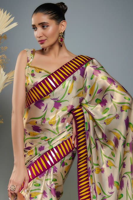 Anita Kanwal Gold Shimmer Georgette Hand Embroidered Tulip Print Saree With Unstitched Blouse Online at Aza Fashions Anita Kanwal_Gold Shimmer Georgette Hand Embroidered Tulip Print Saree With Unstitched Blouse _Online_at_Aza_Fashions