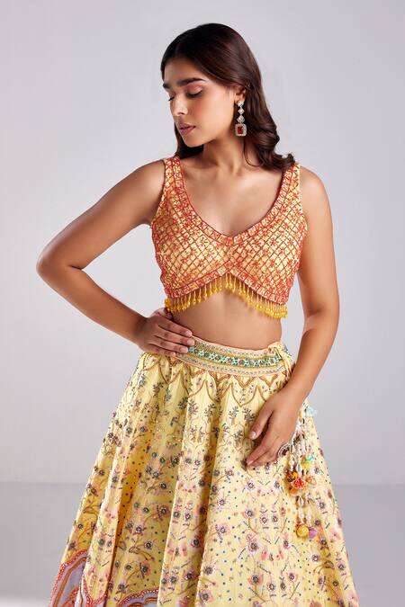 Buy_Diyarajvvir_Yellow Silk, Tulle, Satin Beads, Sequins V-neck Mughal Floral Print Lehenga Set _Online_at_Aza_Fashions