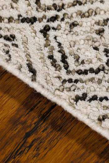 Buy_Kaleen India_Off White 100% Wool Hand Tufted Geometric Pattern Rectangle Shaped Rug_Online_at_Aza_Fashions