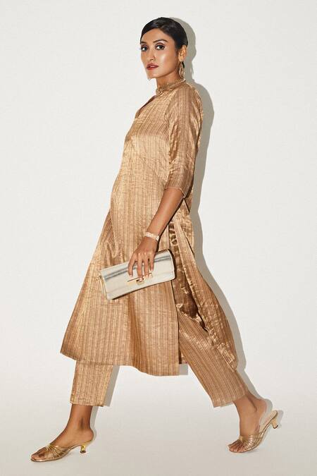 Kritika Murarka Orange Taffeta, Tussar V-neck Stripe Woven Tunic And Trouser Set Online at Aza Fashions Kritika Murarka_Orange Taffeta, Tussar V-neck Stripe Woven Tunic And Trouser Set_Online_at_Aza_Fashions