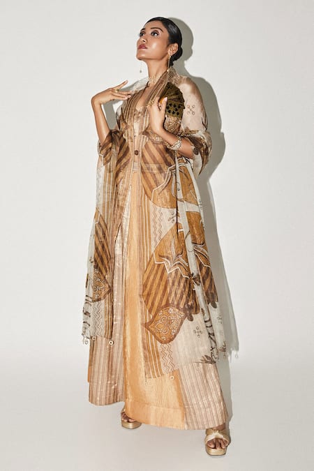 Shop_Kritika Murarka_Orange Botanical Print Cape _at_Aza_Fashions