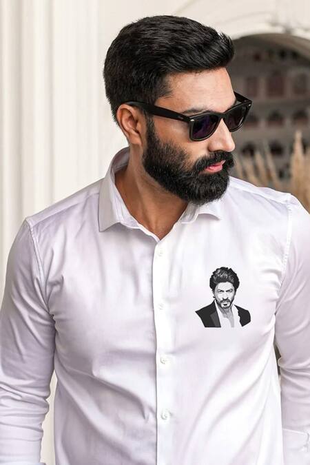 Shop Avalipt White Cotton Blend Hand Painted Shahrukh Motif Shirt at Aza Fashions Shop_Avalipt_White Cotton Blend Hand Painted Shahrukh Motif Shirt_at_Aza_Fashions
