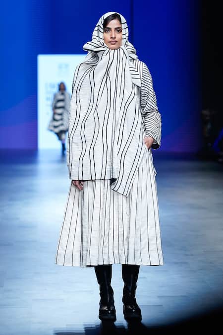 KA-Sha_Off White Kala Cotton Chord Applique Pant _Online_at_Aza_Fashions