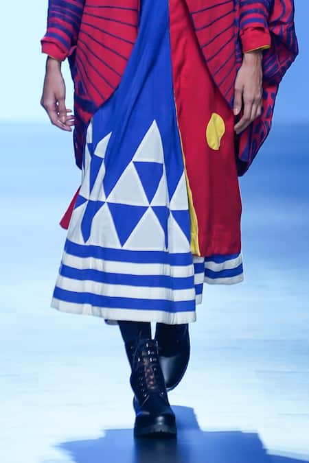 Buy KA-Sha Blue Kala Cotton Geometric Pattern Midi Skirt Online at Aza Fashions Buy_KA-Sha_Blue Kala Cotton Geometric Pattern Midi Skirt _Online_at_Aza_Fashions