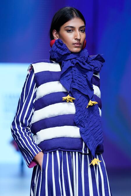 KA-Sha_Blue Gathered Scarf _Online_at_Aza_Fashions