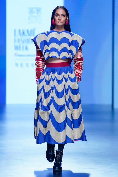 Buy_KA-Sha_Blue Silk Embroidered Round Hand Cape _Online_at_Aza_Fashions