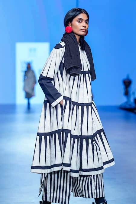 Shop_KA-Sha_Off White Cotton Round Neck Geometric Pattern Jacket _Online_at_Aza_Fashions