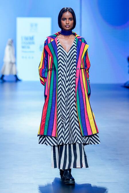 Buy_KA-Sha_Black Cotton Applique V-neck Chevron Mania Midi Dress _Online_at_Aza_Fashions