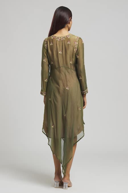 Shop Bhusattva Green Organic Silk Embroidered Sequin V-neck Floral Kurta at Aza Fashions Shop_Bhusattva_Green Organic Silk Embroidered Sequin V-neck Floral Kurta _at_Aza_Fashions