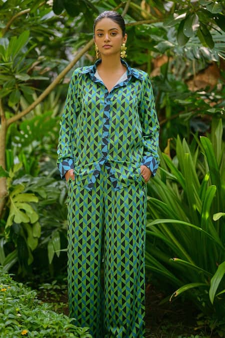 Saangi Multi Color Polyester Collared Multicolor Geometric Print Shirt And Palazzo Set Online at Aza Fashions Saangi_Multi Color Polyester Collared Multicolor Geometric Print Shirt And Palazzo Set _Online_at_Aza_Fashions
