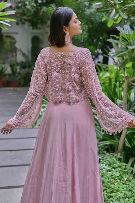 Saangi Embroidered Shrug Lehenga Set 