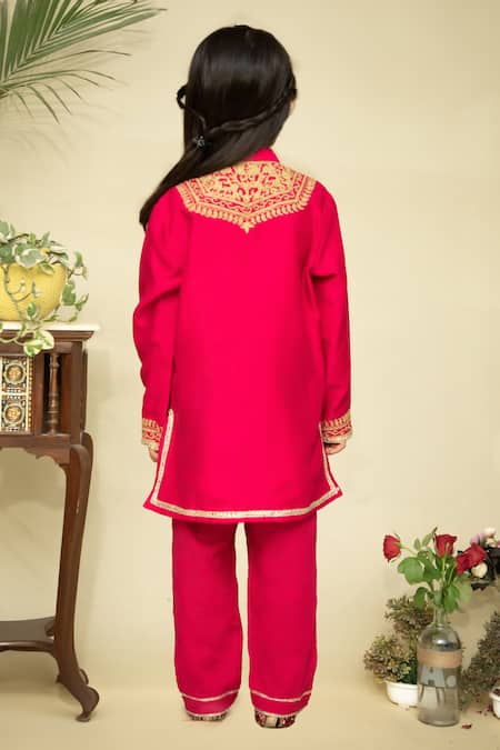 Shop Mamma Plz Fuchsia Cotton, Chanderi Embroidery Dori Kurta Set at Aza Fashions Shop_Mamma Plz_Fuchsia Cotton, Chanderi Embroidery Dori Kurta Set _at_Aza_Fashions