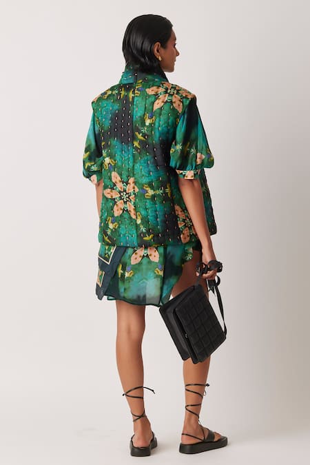 Shop Yavi Green Silk Open Neck Kotty Hand Quilted Jacket at Aza Fashions Shop_Yavi_Green Silk Open Neck Kotty Hand Quilted Jacket _at_Aza_Fashions