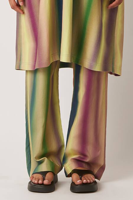 Yavi Green Cotton Aura Stripe Pattern Pant Online at Aza Fashions Yavi_Green Cotton Aura Stripe Pattern Pant _Online_at_Aza_Fashions