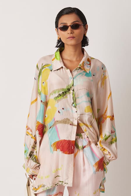 Yavi Iwoa Asymmetric Hem Printed Shirt 