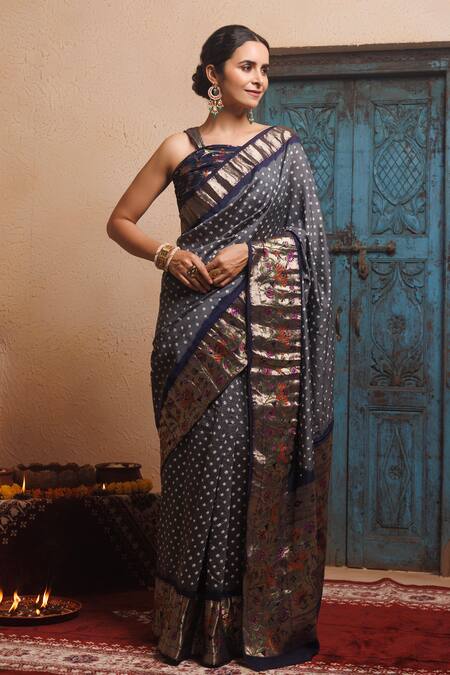 Geroo Jaipur_Grey Silk Embroidery, Zari Bandhani Woven Saree With Unstitched Blouse Piece _Online_at_Aza_Fashions
