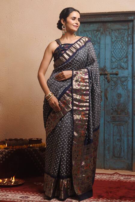 Buy_Geroo Jaipur_Grey Silk Embroidery, Zari Bandhani Woven Saree With Unstitched Blouse Piece _Online_at_Aza_Fashions