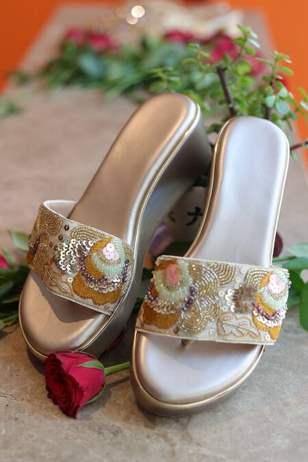 Buy_Foot Fuel_Gold Zari, Sequins Rani Mere Knotted Zardosi Work Wedges _Online_at_Aza_Fashions