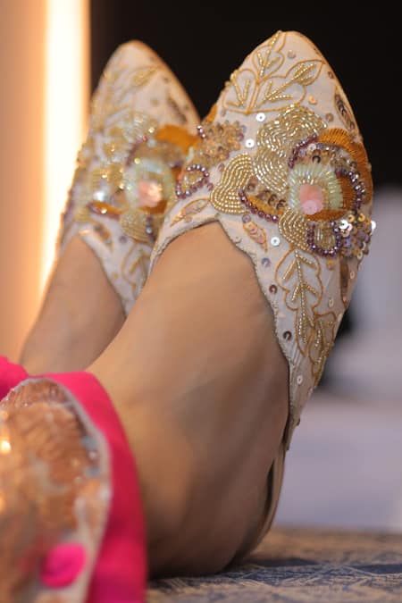 Foot Fuel_Gold Sequins, Beads, Cut Work Sukhi Blossom Embellished Juttis _Online_at_Aza_Fashions