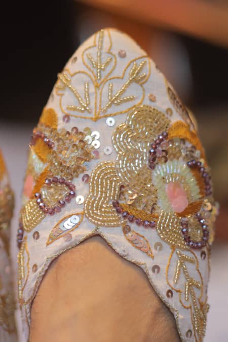 Shop_Foot Fuel_Gold Sequins, Beads, Cut Work Sukhi Blossom Embellished Juttis 