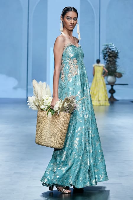 Paulmi And Harsh Blue Jacquard Embroidery Sweetheart Neck Floral Woven Jumpsuit at Aza Fashions Paulmi And Harsh_Blue Jacquard Embroidery Sweetheart Neck Floral Woven Jumpsuit _at_Aza_Fashions